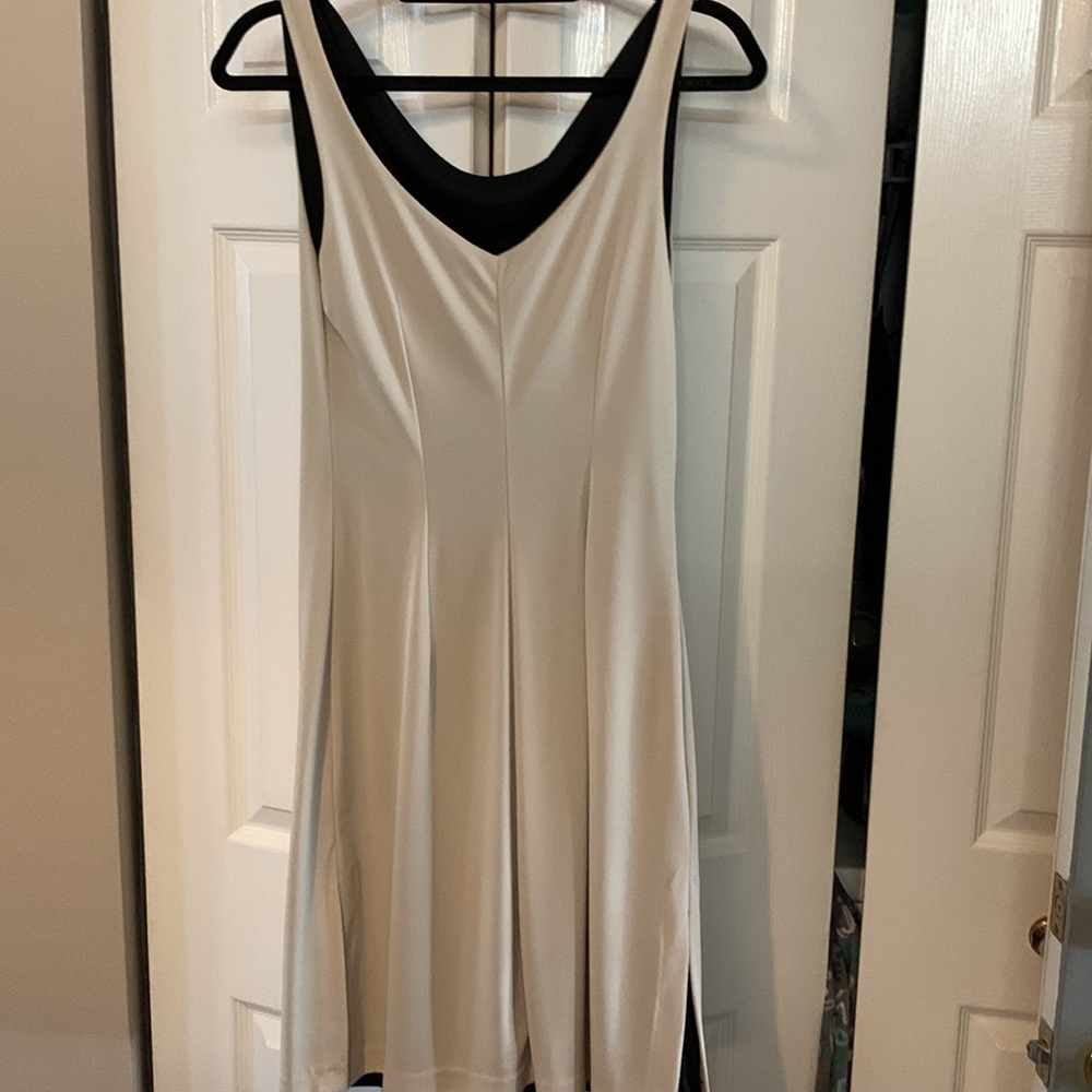 Talbots Reversible poly knit nude and black midi dress szS